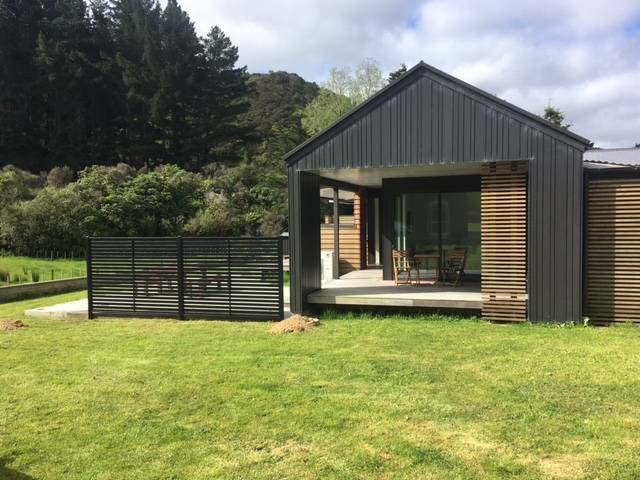 CL Slat Semi Privacy Panel